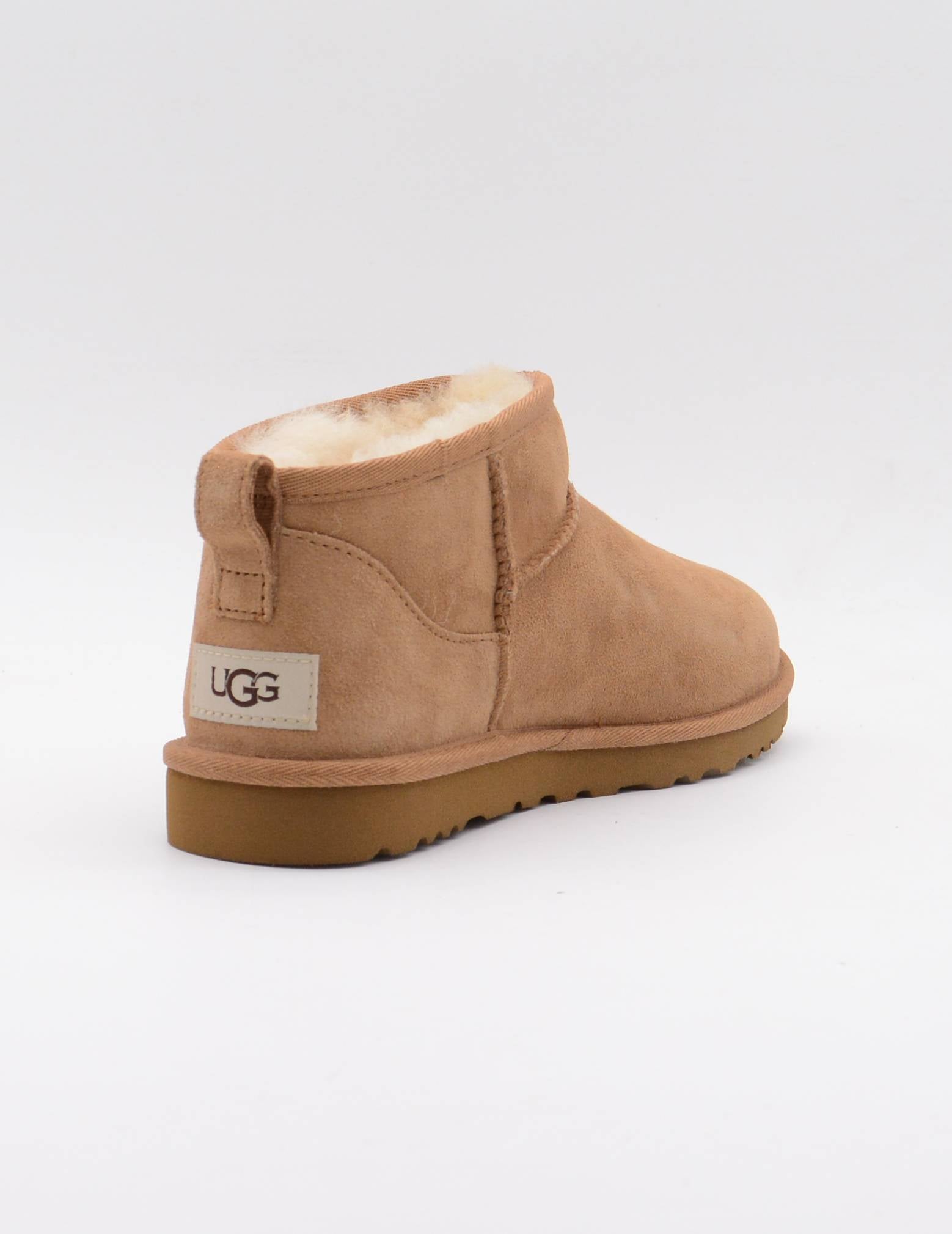 UGG 1137391 M CLASSIC ULTRA MINI CHESNUT