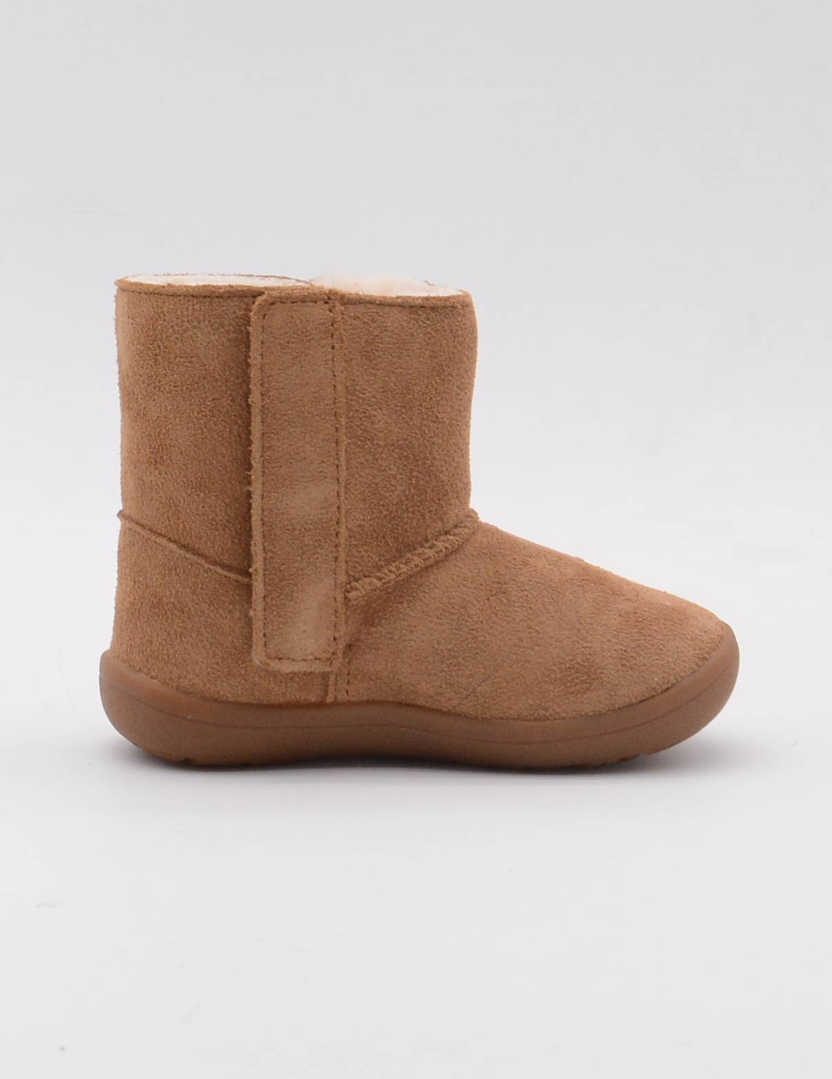 UGG 1157634T CHESNUT