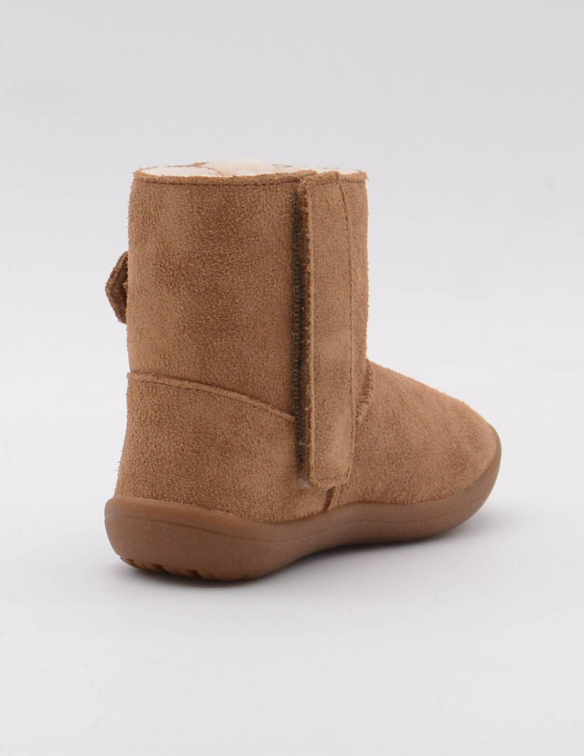 UGG 1157634T CHESNUT