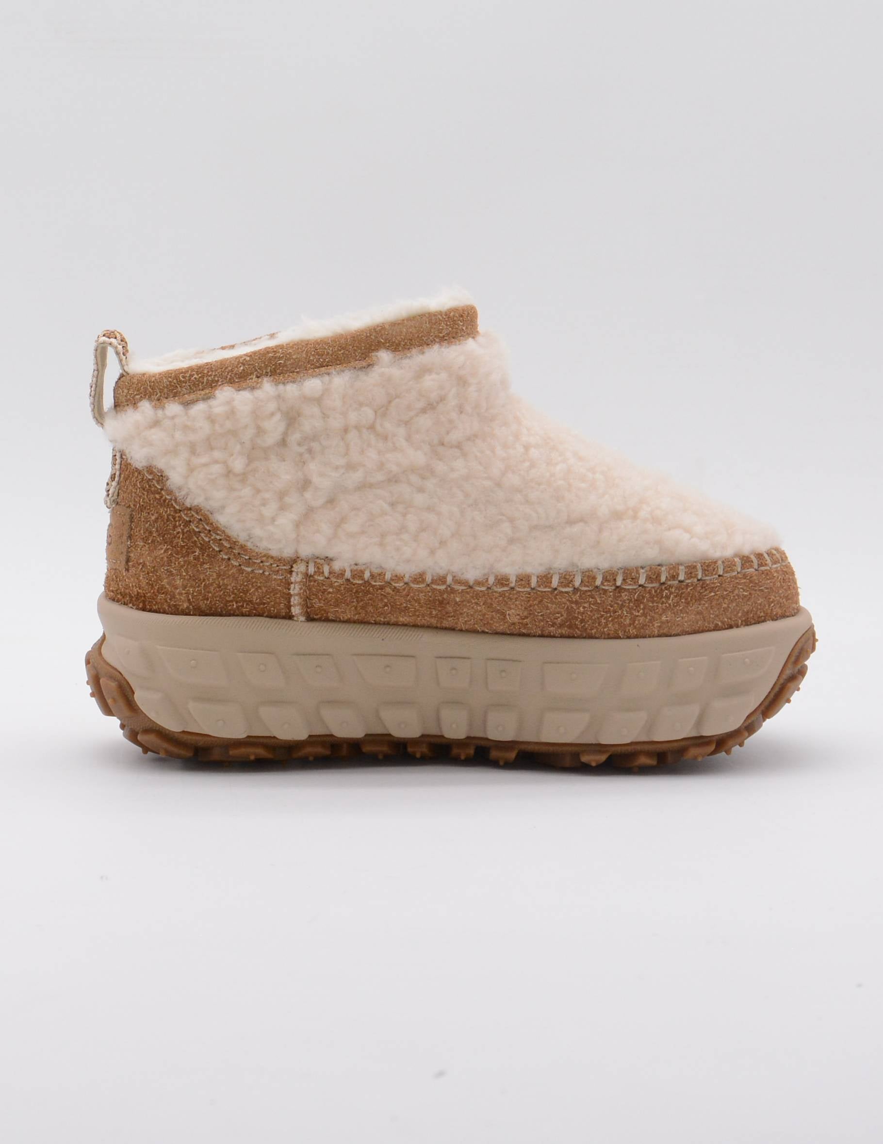 UGG BOTAS VENTURE DAZE ULTRA MINI COZY