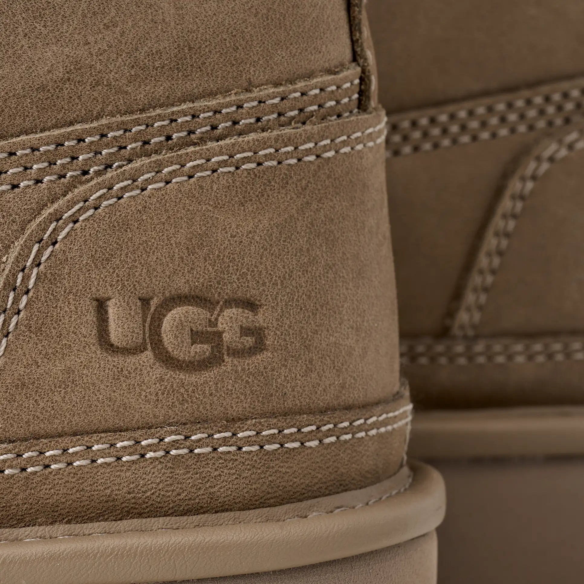UGG 1171112 M NEUML MOC NOBUCK COBBLE GREY(GRIS)