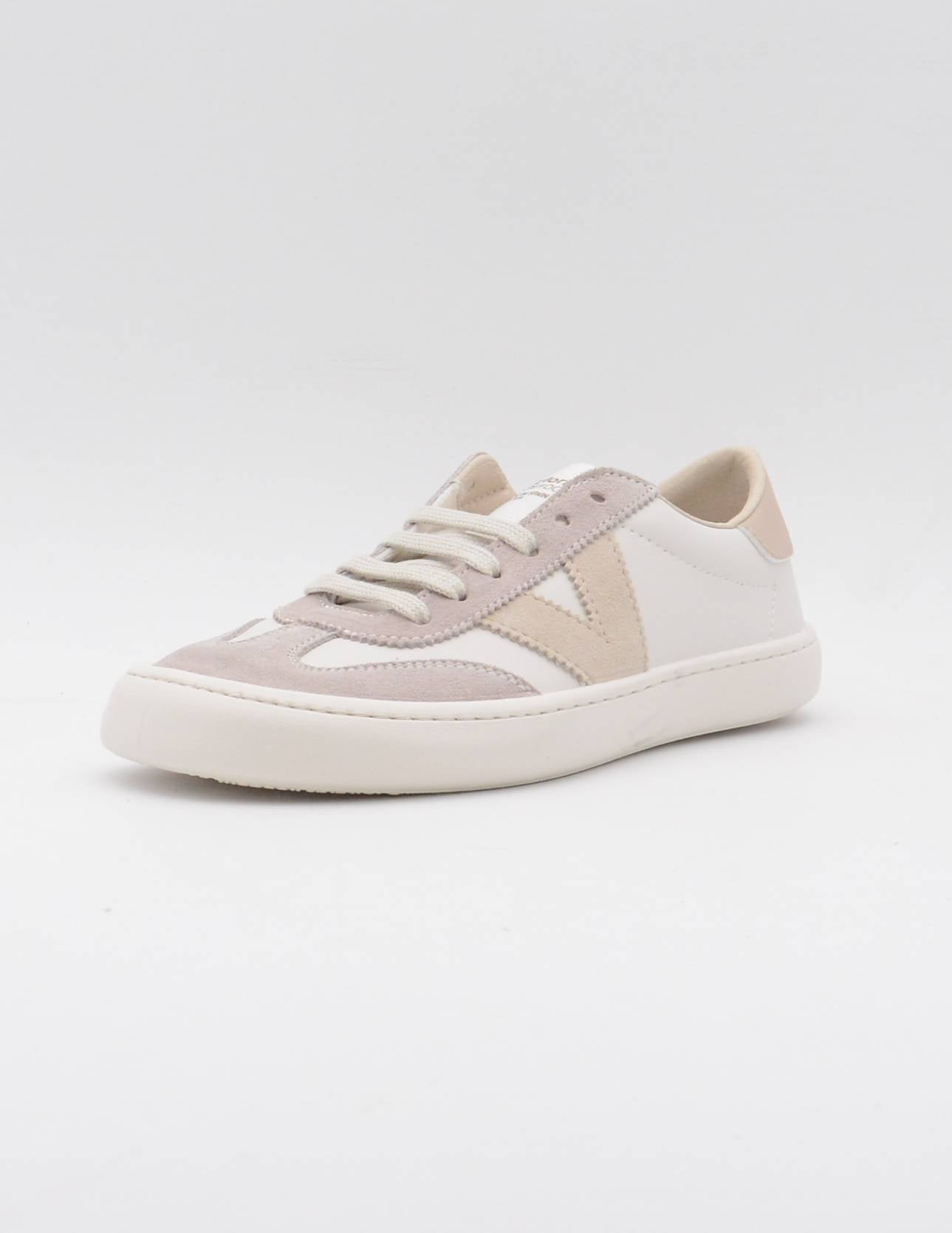 VICTORIA OLMO BAREFOOT EFECTO PIEL & SERRAJE