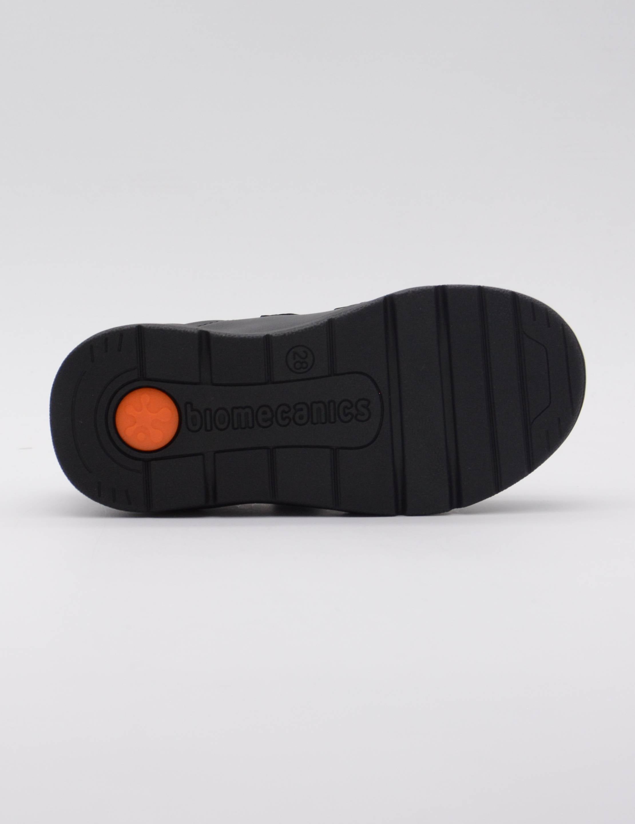 BIOMECANICS ZAPATO NEGRO