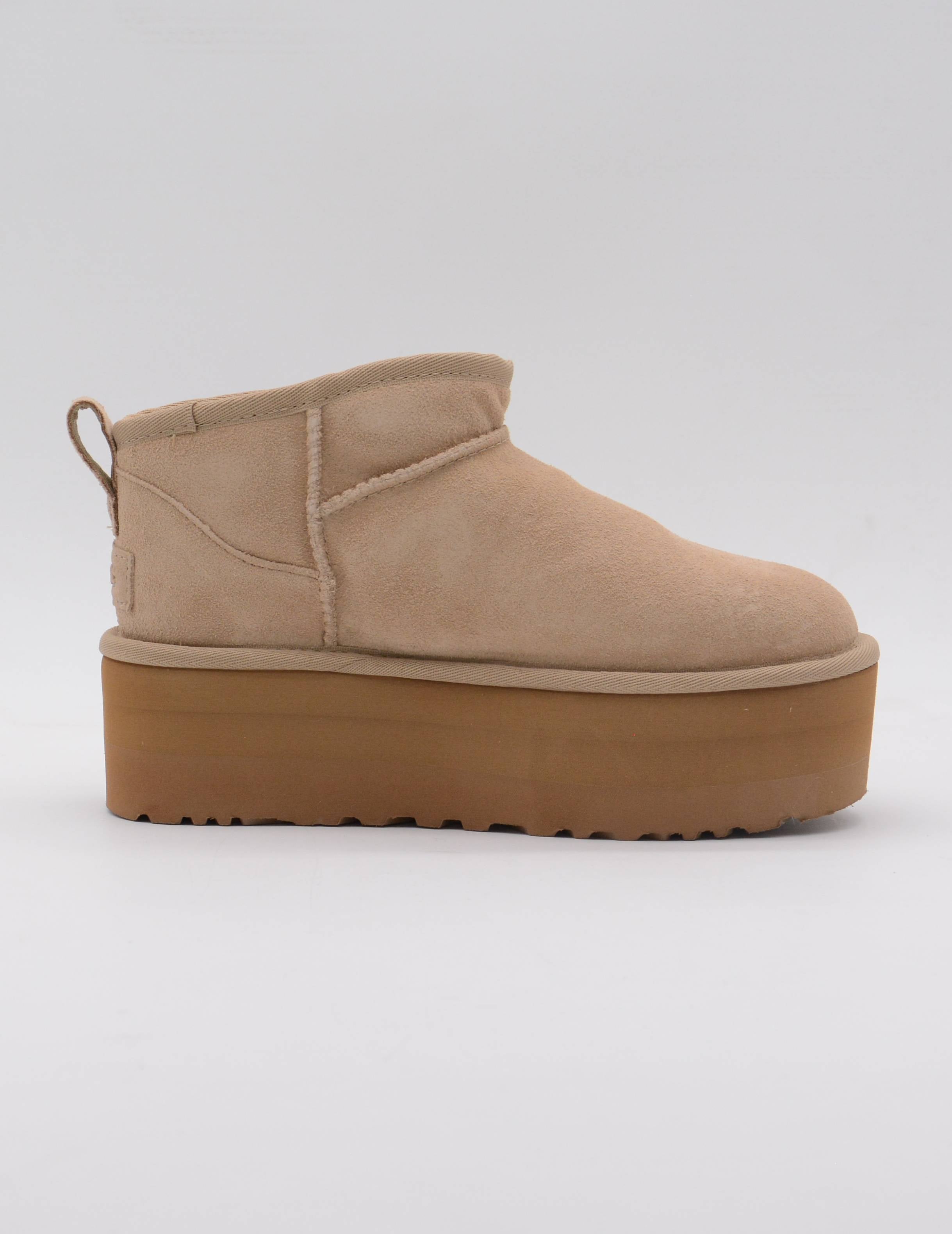 UGG 1135092 SAND ULTRA MINI PLATAFORMA