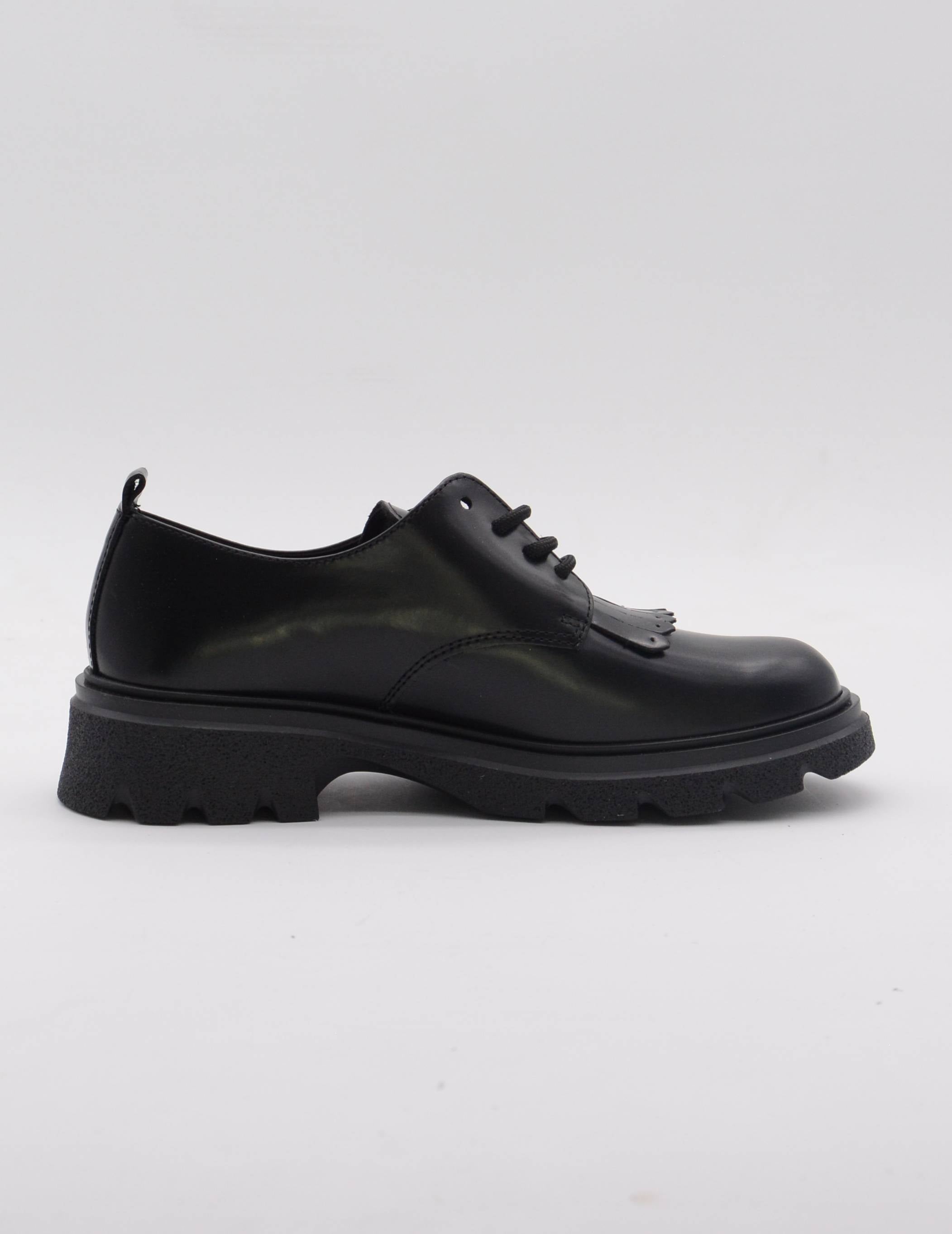 PABLOSKY ZAPATO CORDON NEGRO