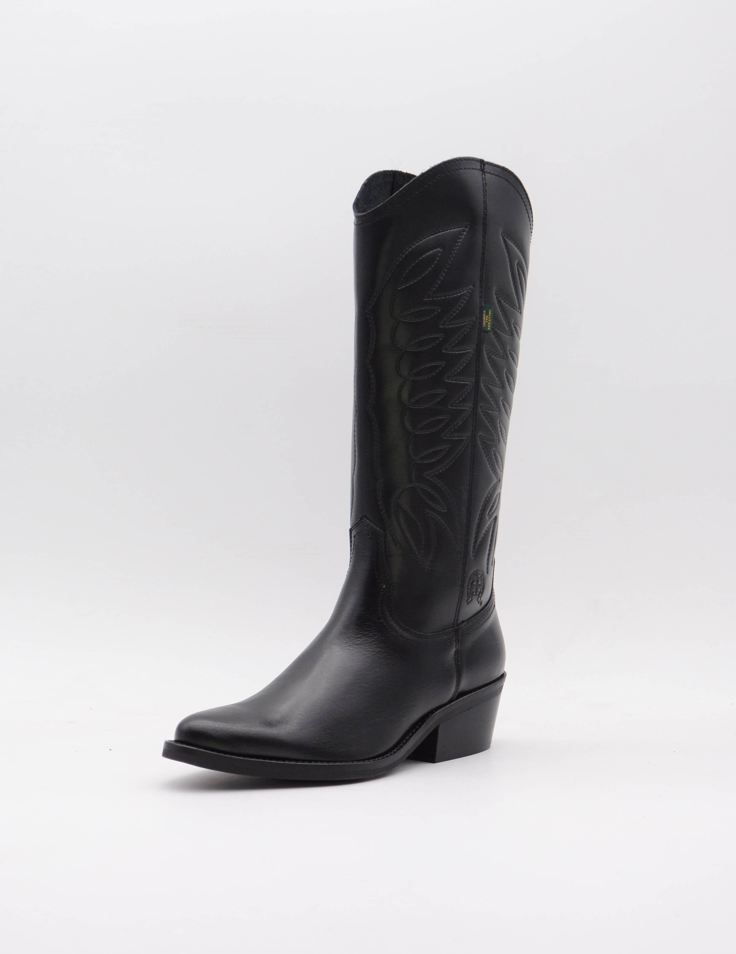 DAKOTA DKT67 BOTA CAMPERA PIEL NEGRA