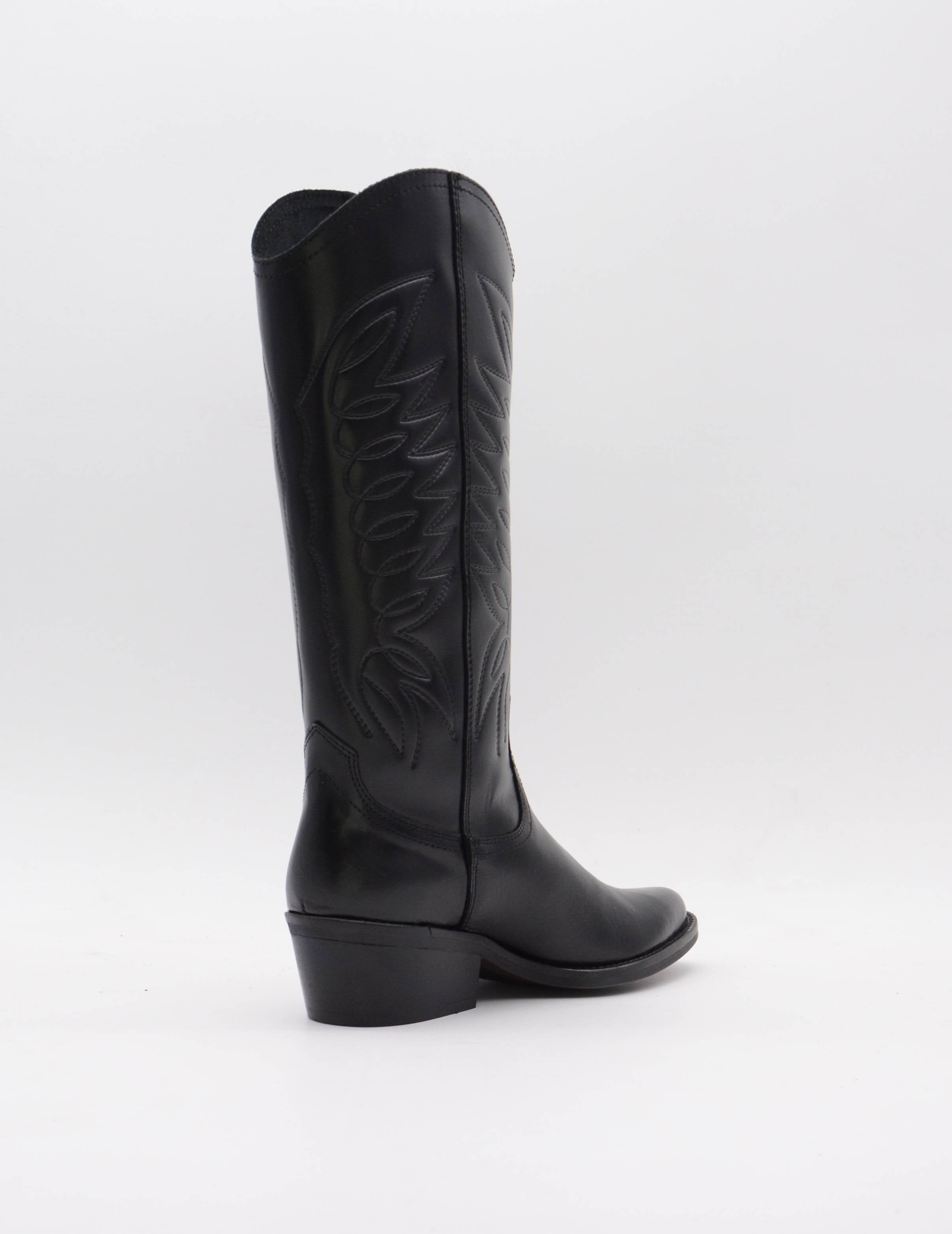 DAKOTA DKT67 BOTA CAMPERA PIEL NEGRA