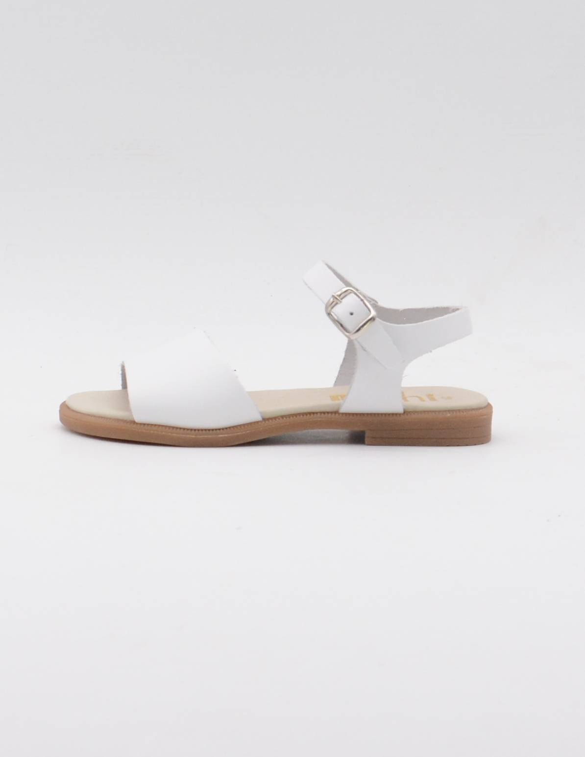 MP10035 SANDALIA BLANCA HEBILLA